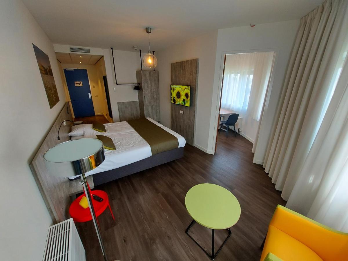 Ibis Styles Almere Exterior foto